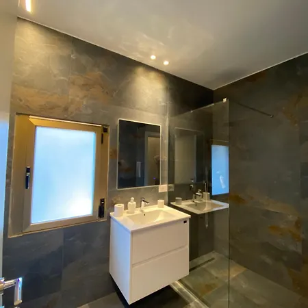 Pazari Gæstehus Tirana